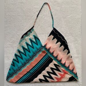 Oliviaceous Multicolor Halter Top Size S